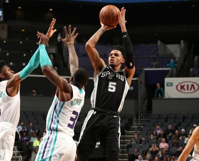  穆雷关键球能力尽显，老鹰加时险胜黄蜂延续强势