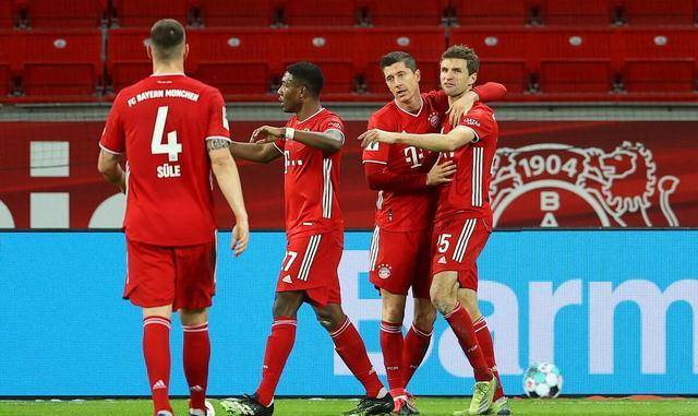  勒沃库森年轻门将神勇，多次扑救保住平局守住欧冠席位